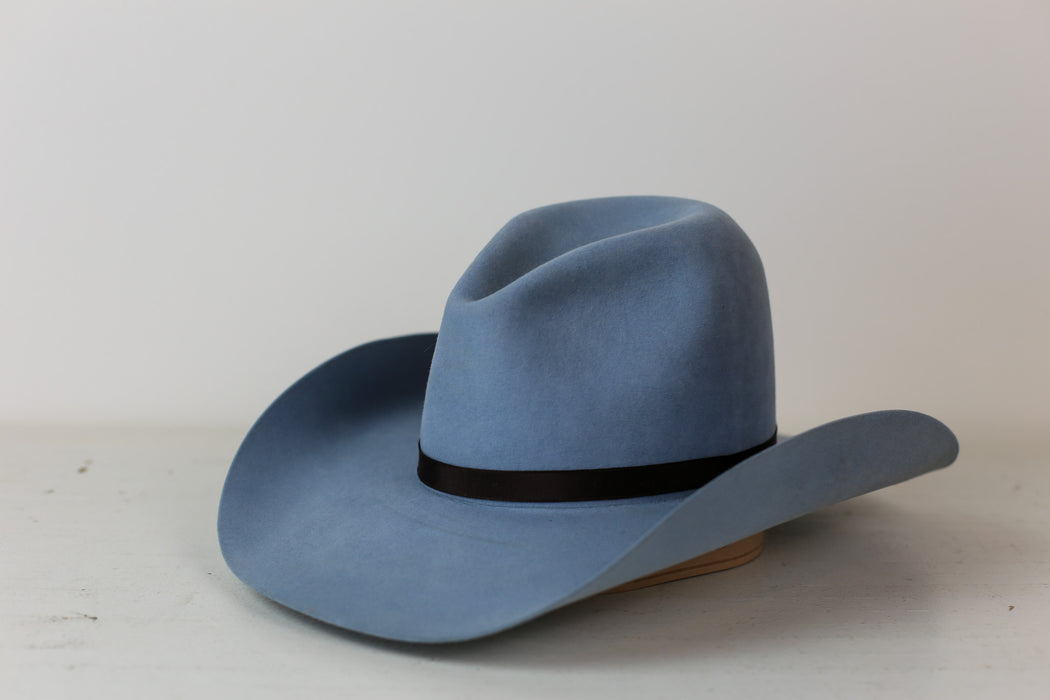 100x Western | Powder Blue | Size 7